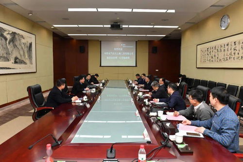 陳濤與南瑞集團(tuán) 國(guó)網(wǎng)電力科學(xué)研究院 總經(jīng)理胡江溢進(jìn)行座談交流